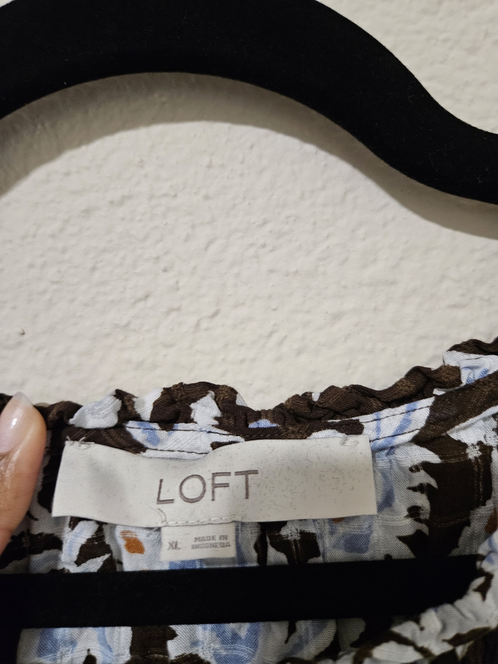 LOFT Brown Floral Peasant Top with Blue and Cream Blooms - Picture 4 of 6